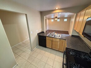 8949 Careful Canvas Ave in Las Vegas, NV - Building Photo - Building Photo