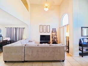 1408 Calaveras Ct in Laredo, TX - Building Photo - Building Photo
