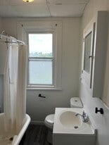 136 S Spring Ave in Greensburg, PA - Building Photo