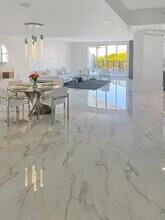 615 Bayshore Dr in Fort Lauderdale, FL - Foto de edificio - Building Photo
