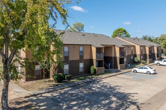 Stone Canyon in Shreveport, LA - Foto de edificio - Building Photo