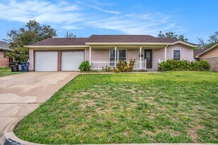 3416 Denbury Dr in Fort Worth, TX - Building Photo