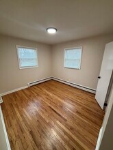 13 Anthony Ln, Unit 1 in Albany, NY - Building Photo - Building Photo