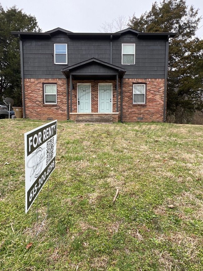 219 Bakertown Rd in Nashville, TN - Building Photo - Building Photo