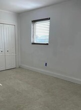 14720 SW 103rd Ave in Miami, FL - Building Photo - Building Photo