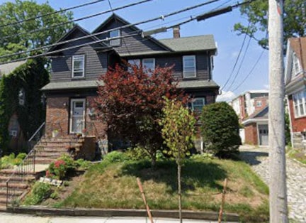 203 Ellery Ct, Unit 1 in Chestnut Hill, MA - Foto de edificio - Building Photo