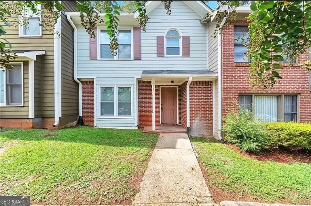 768 Hairston Terrace in Stone Mountain, GA - Foto de edificio