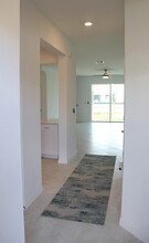 2792 Blossom Way in Naples, FL - Building Photo - Building Photo