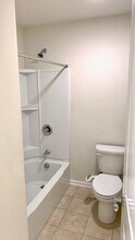 7 Locust Ln in Hopkinton, MA - Building Photo - Building Photo