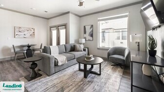 12500 Shadowglen Trce in Manor, TX - Building Photo