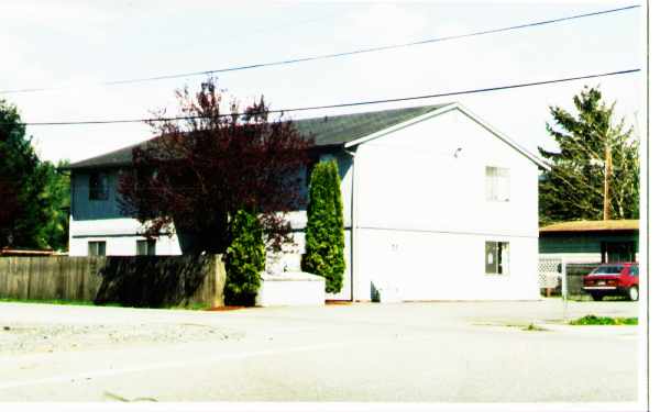 812 4th St in Sultan, WA - Building Photo