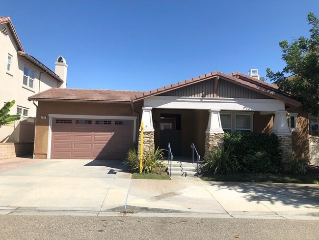 property at 624 Aquamarine Ave