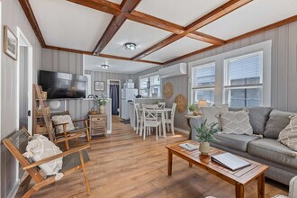 2 Island Path in Hampton, NH - Building Photo - Building Photo