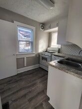 1607 N Church St in Rockford, IL - Building Photo - Building Photo