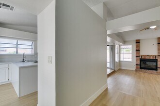 2801 Marathon Dr in Henderson, NV - Building Photo - Building Photo