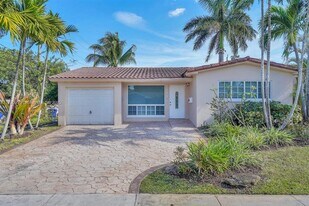 2005 N 36th Ave in Hollywood, FL - Building Photo