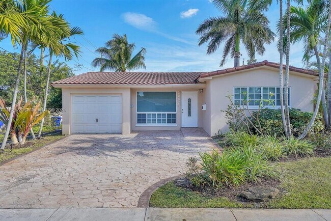 property at 2005 N 36th Ave
