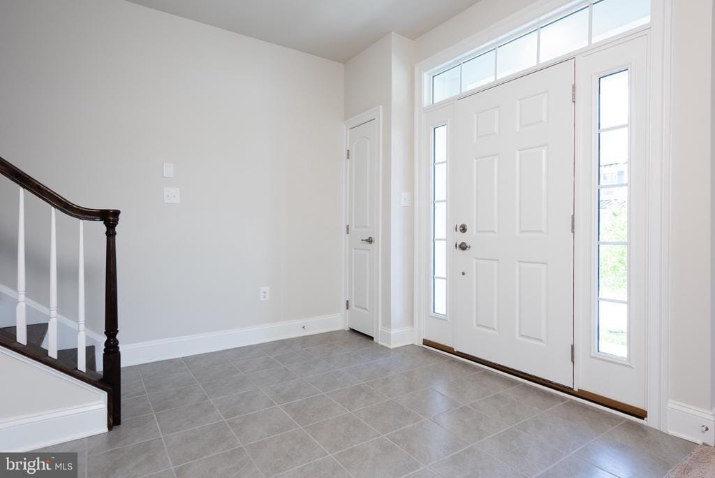 526 Cliff Ln in Frazer, PA - Building Photo