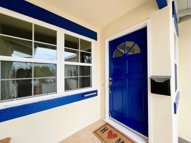 906 Crane Ave in Foster City, CA - Building Photo - Building Photo
