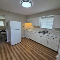 4901 Guthrie Dr in Indianapolis, IN - Building Photo