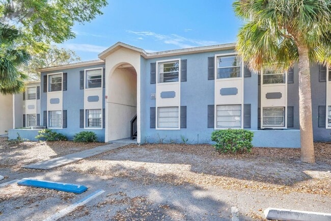 property at 2507 N Alafaya Trail