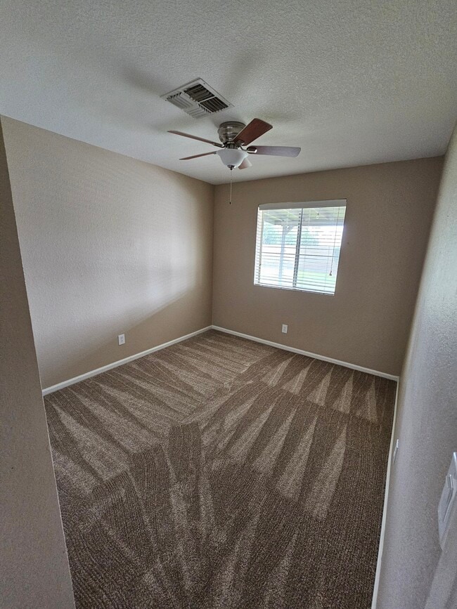 4945 E Fox St in Mesa, AZ - Building Photo - Building Photo