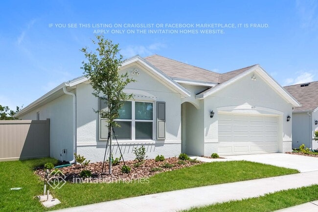 8013 Majestic Palms Ct in Venice, FL - Building Photo - Building Photo