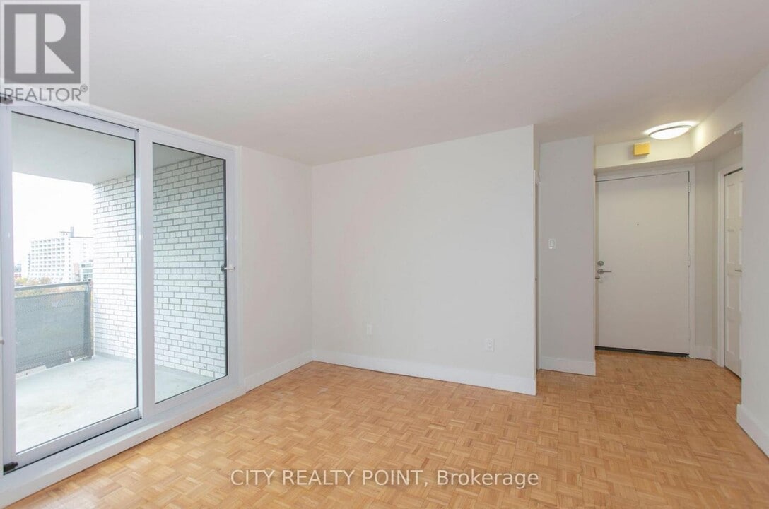485-485 Huron St in Toronto, ON - Building Photo