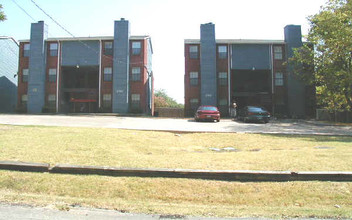 2361-2367 Little Pocket Rd in Dallas, TX - Building Photo - Building Photo