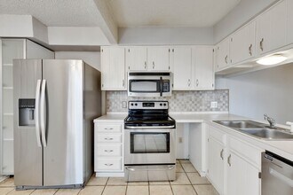 1714 Timber Ridge Dr in Austin, TX - Building Photo - Building Photo