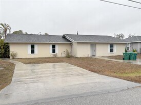 9264 Anita Ave in Englewood, FL - Building Photo