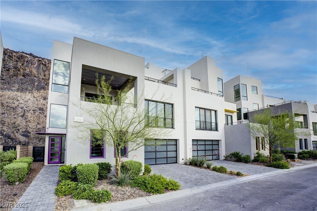 386 Tranquil Peak Ct in Henderson, NV - Building Photo