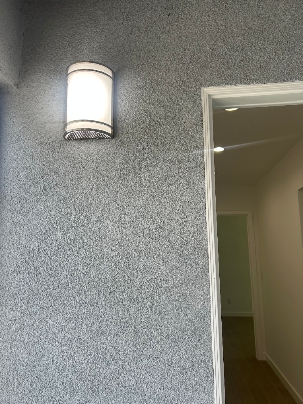 3229 W 73rd St in Los Angeles, CA - Foto de edificio - Building Photo