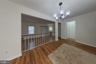 4939 McFarland Dr in Fairfax, VA - Building Photo - Building Photo