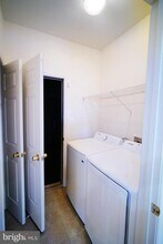 20203 Hopi Dr in Ashburn, VA - Building Photo - Building Photo