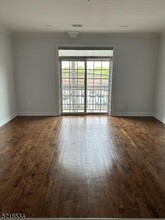 226 Morris Ave in Springfield, NJ - Building Photo - Building Photo