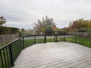 3515 Malland Ct in Anacortes, WA - Building Photo - Building Photo
