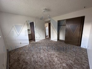 706 Downey St in Laramie, WY - Foto de edificio - Building Photo
