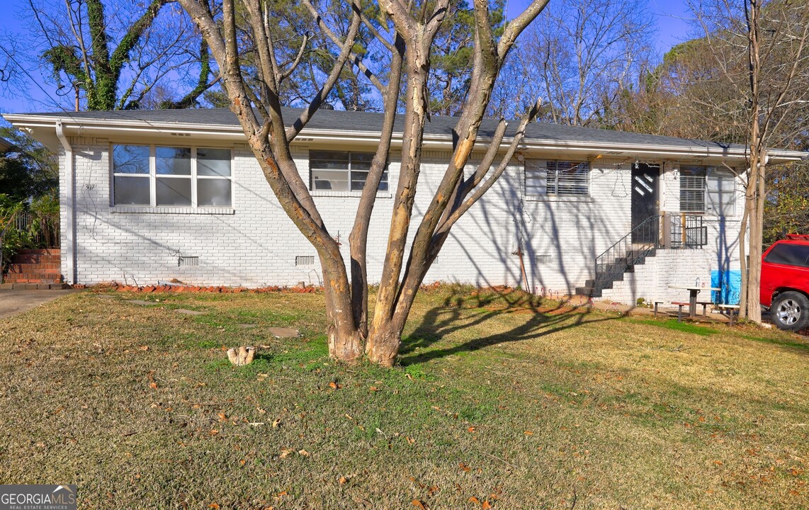 307 Moreland Way in Hapeville, GA - Building Photo