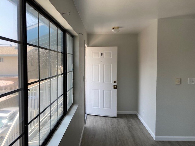 6835 Gentry Ave, Unit B photo'