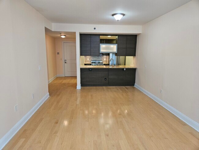 10 Regent St in Jersey City, NJ - Building Photo - Building Photo