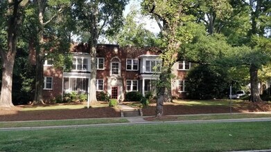 500 Queens Rd-Unit -ID1043778P in Charlotte, NC - Building Photo - Building Photo