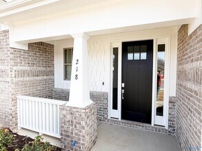 218 Stockyard Cir in Madison, AL - Building Photo - Building Photo