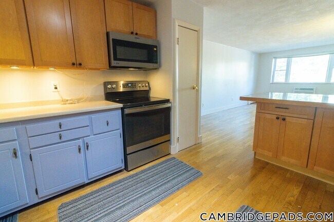 11 Cogswell Ave
