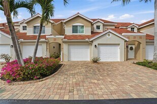 28630 Carriage Home Dr in Bonita Springs, FL - Building Photo