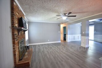 823 Southview Cir in Fayetteville, NC - Building Photo - Building Photo