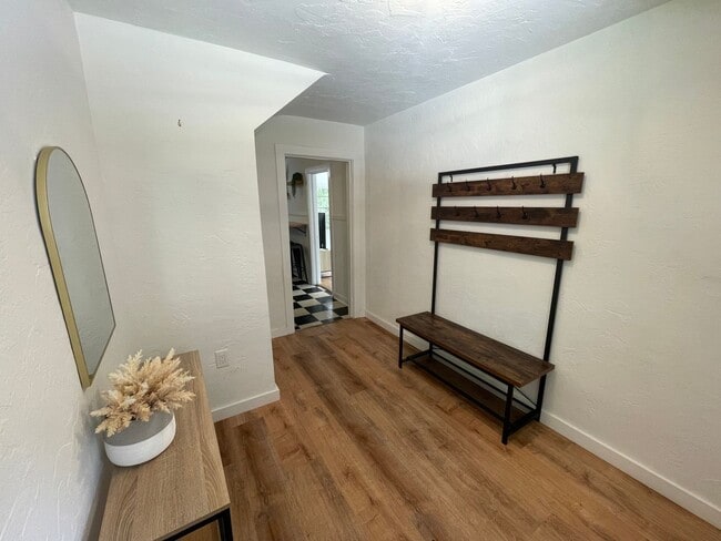 724 NE 4th Ave in Gainesville, FL - Building Photo - Building Photo