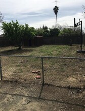 1736 Bonnie Brae Ave in Modesto, CA - Building Photo - Building Photo