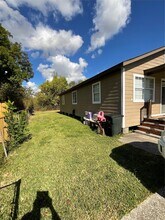 2515 Harris St in Baytown, TX - Building Photo - Building Photo