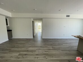 4806 Sylmar Ave in Los Angeles, CA - Building Photo - Building Photo